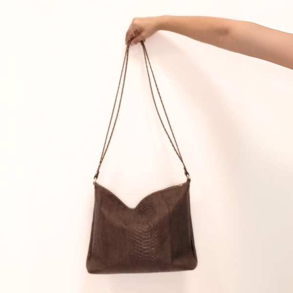bolso de cuero marron